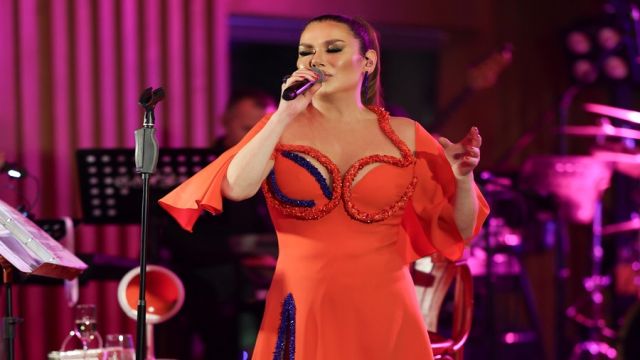 Deniz Seki, Yeni Yıl Konserinde Coşku Dolu Anlar!